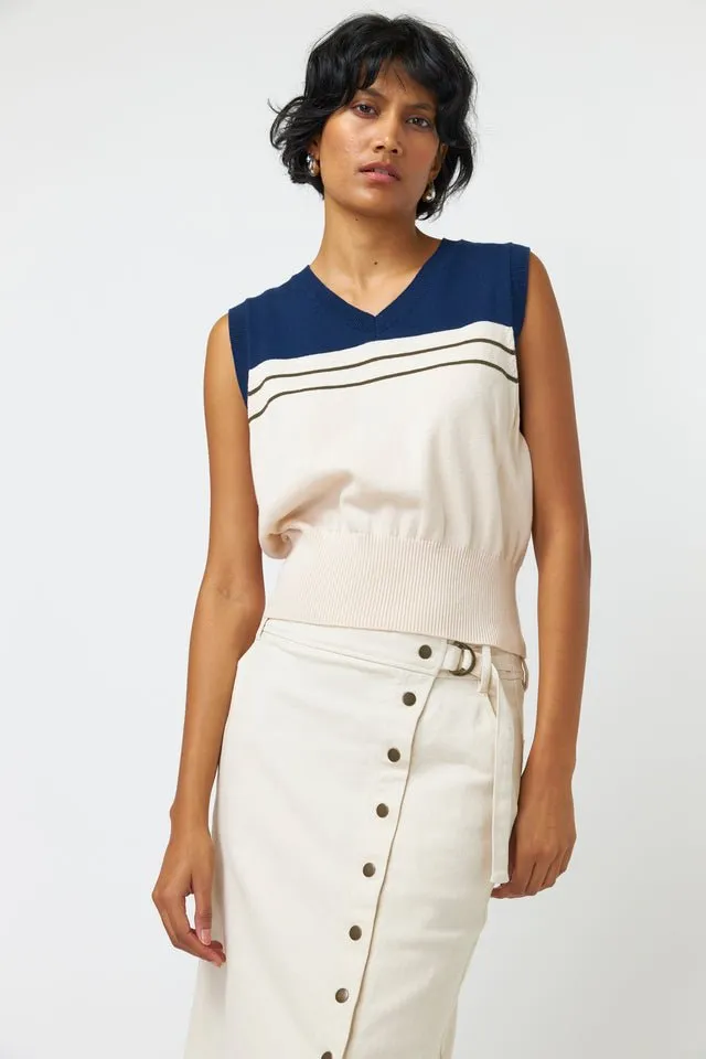 Explorer Vest | Ink Ivory