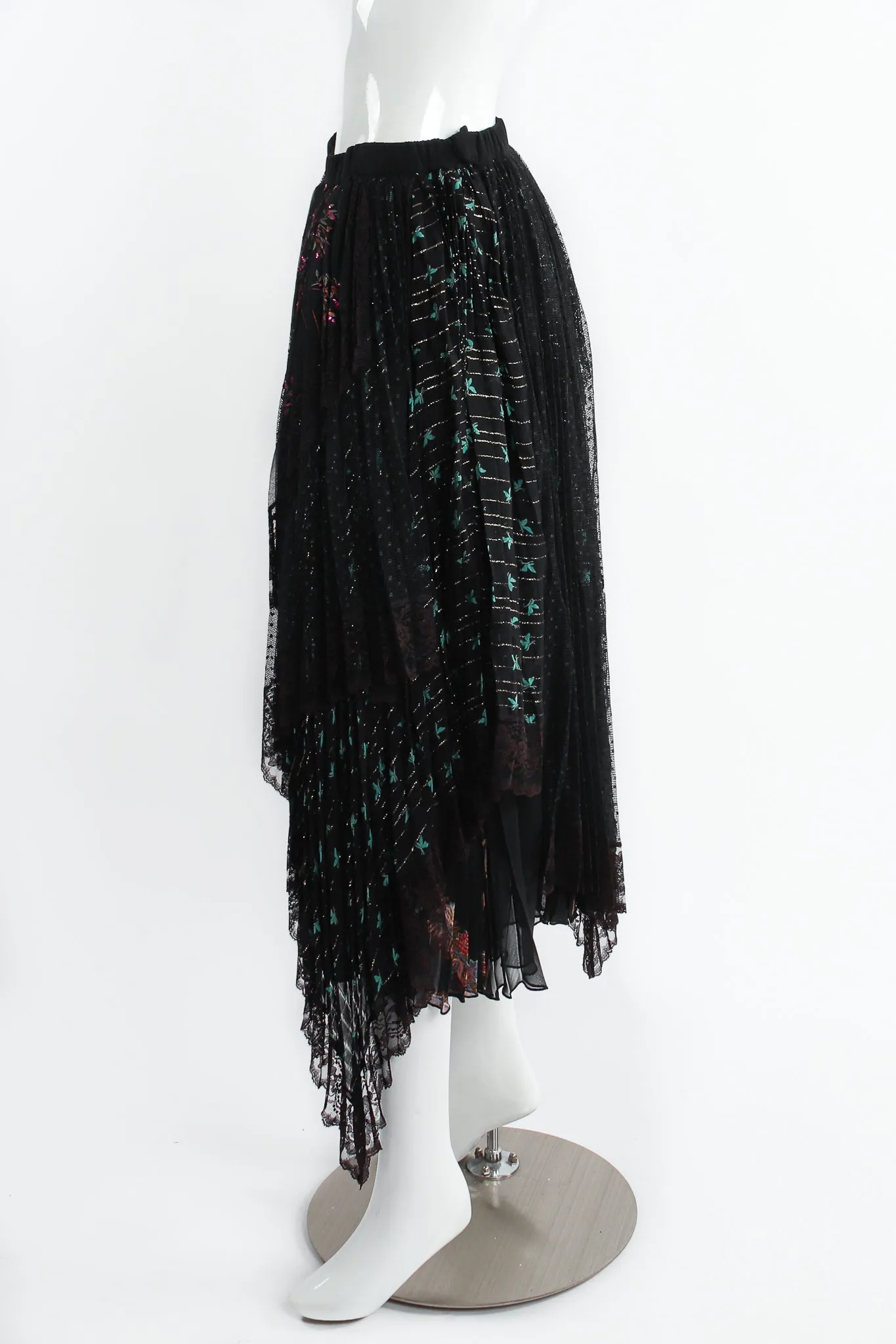 Layered Mesh Lace Pleated Skirt