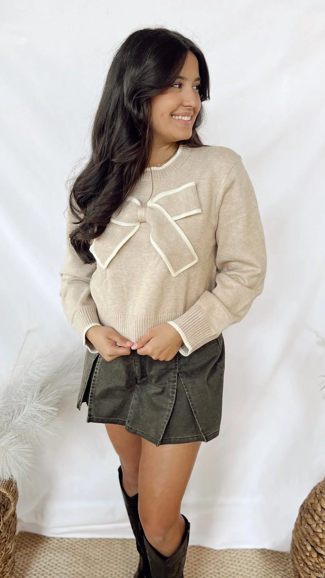 The Taupe Bow Top