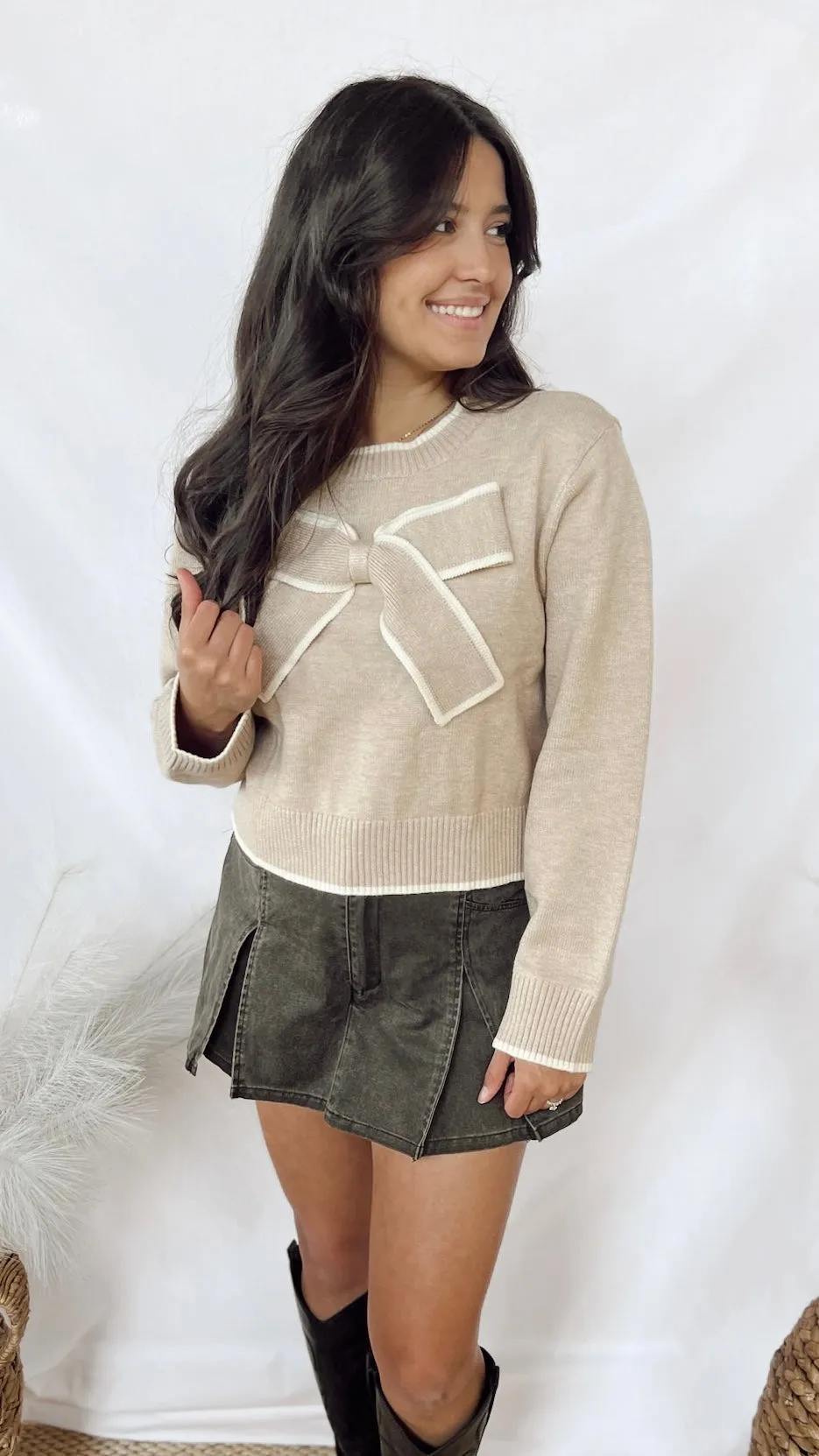 The Taupe Bow Top