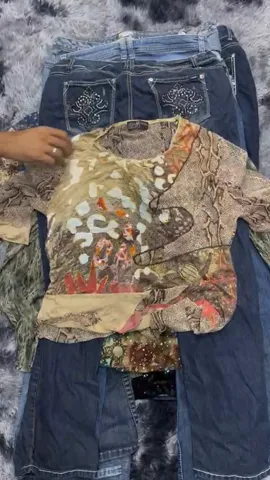 Top and flared jeans pair/set